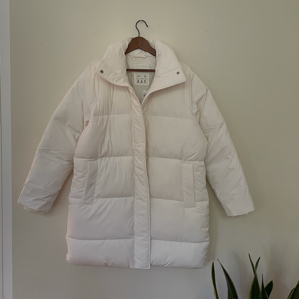🌷 A&F Women’s Duvet Puffer